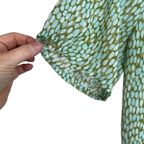 Cabi Women's Pebbled Green Keyhole Semi Sheer Short Sleeve Blouse Top Size M - Picture 4 of 7